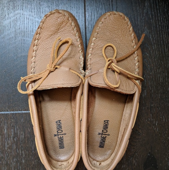 minnetonka moosehide moccasins